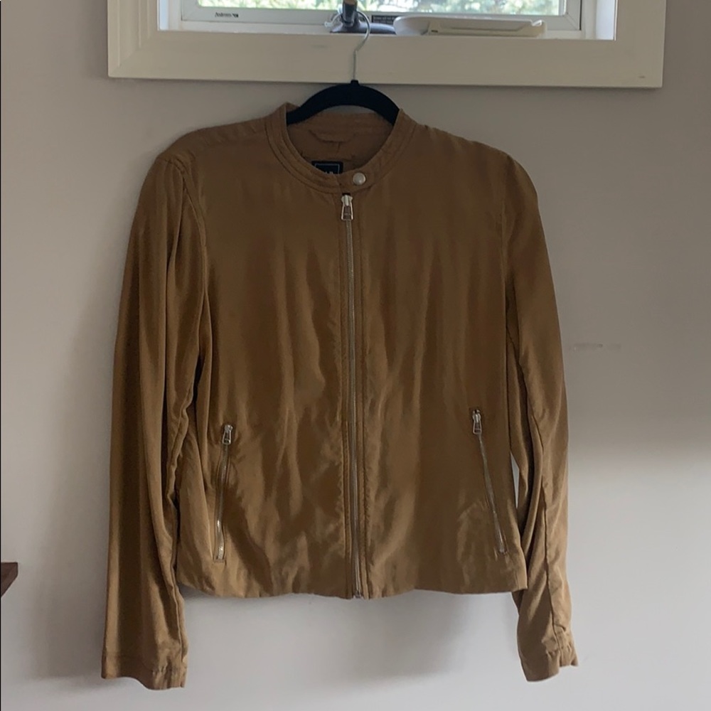 Gap jacket